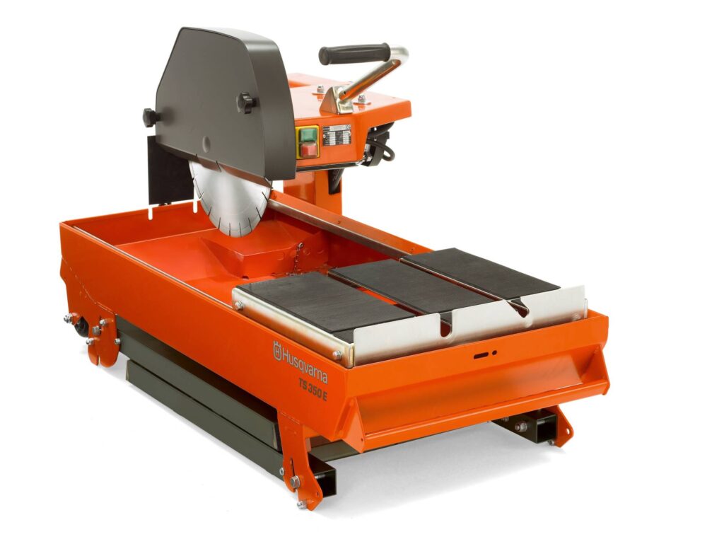 Husqvarna Brick saw TS350E legs folded